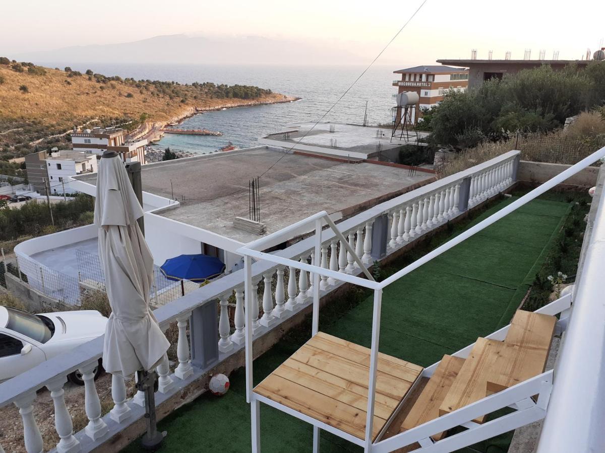 Luigi S Fairyview Apartment Sarande Bagian luar foto