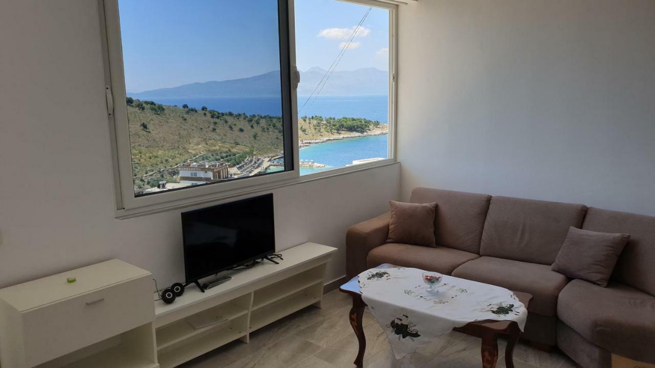 Luigi S Fairyview Apartment Sarande Bagian luar foto